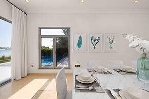 Exclusive Villa w Private Pool Garden Beach