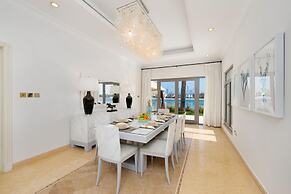 Exclusive Villa w Private Pool Garden Beach