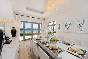Exclusive Villa w Private Pool Garden Beach