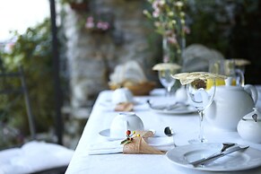 Antico Borgo Sanda Lago Maggiore