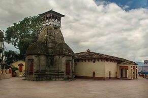 Binsar Eco Resort, Binsar - Uttarakhand