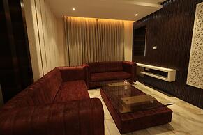 Krishna Hotel And Resort