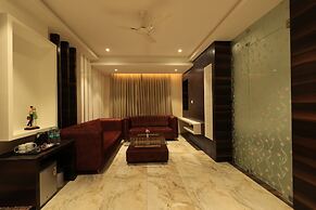 Krishna Hotel And Resort