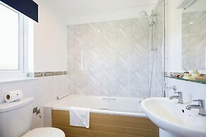 The Birdham Hotel & Restaurant