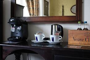 The Birdham Hotel & Restaurant