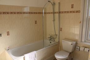 The Birdham Hotel & Restaurant
