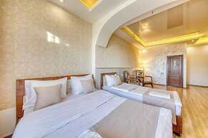 Aleppo Hotel in Yerevan