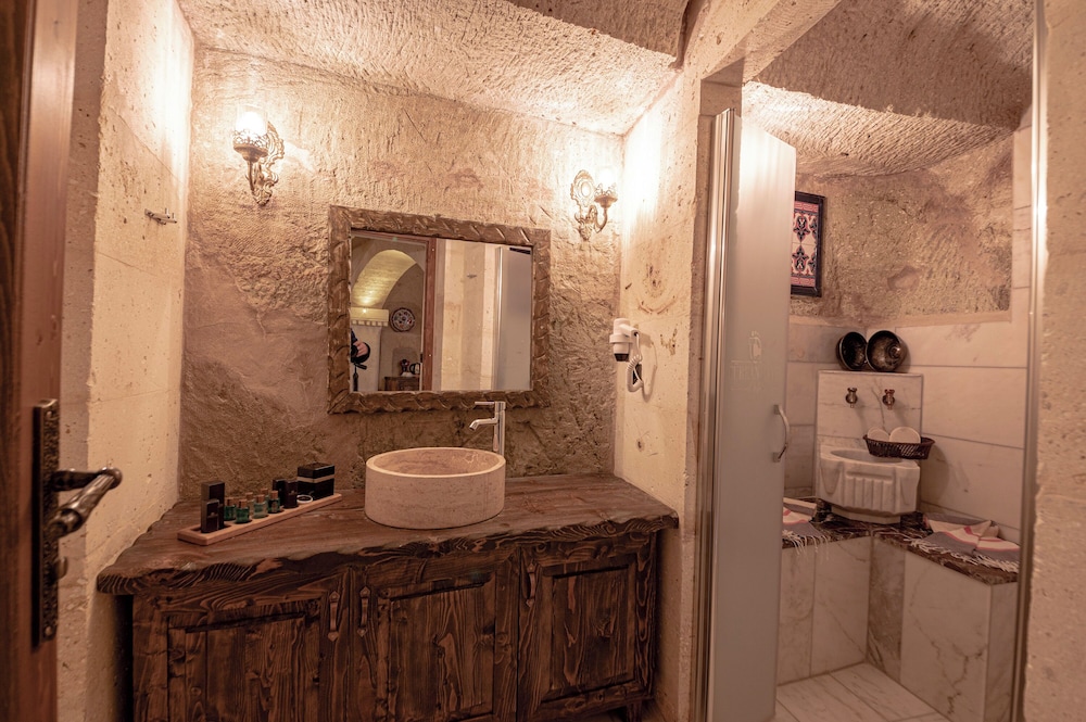 Turkan Cave Hotel