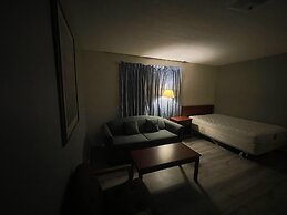 Uptown Motel