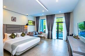 Rainforest Hotel by NSUN