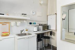 Quiet Studio near Beach & Market
