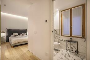 Milan Luxury Suite