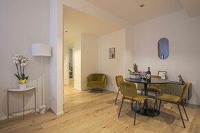 Milan Luxury Suite