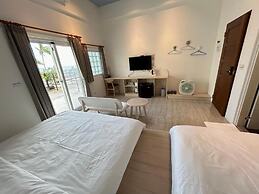 Dulan Najie Bay Inn