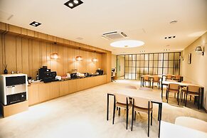 Mari Hotel Chungju