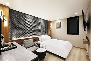 Mari Hotel Chungju