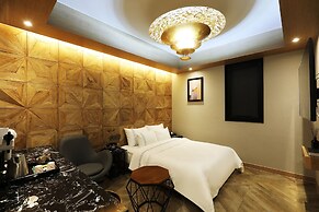 Mari Hotel Chungju