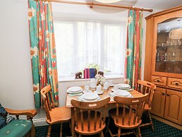 2 Garnish Court