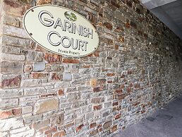 2 Garnish Court