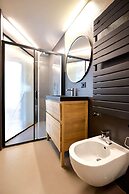 Lancetti Stylish Loft