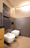 Lancetti Stylish Loft