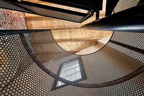 Lancetti Stylish Loft