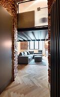 Lancetti Stylish Loft
