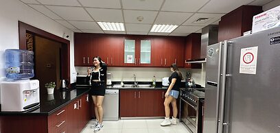 Alphatel Beach Hostel JBR
