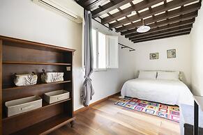 Ginori C in Firenze With 3 Bedrooms and 2 Bathrooms