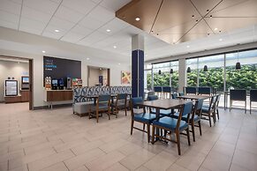 Holiday Inn Express & Suites Courtenay - Comox by IHG