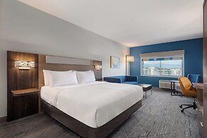 Holiday Inn Express & Suites Courtenay - Comox by IHG
