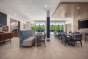 Holiday Inn Express & Suites Courtenay - Comox by IHG