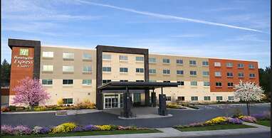 Holiday Inn Express & Suites Courtenay - Comox by IHG