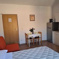 Apartments Mirjana
