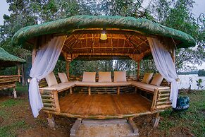 Almost Heaven Lake Resort by Cocotel