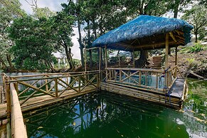 Almost Heaven Lake Resort by Cocotel