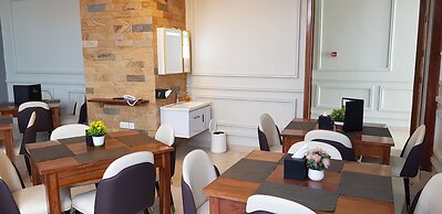 Eastern City Hotel