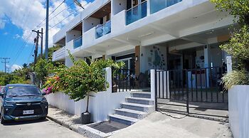 Happy Island Inn