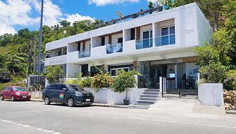 Happy Island Inn