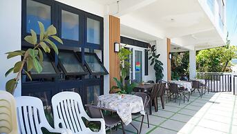 Happy Island Inn