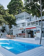 Casa De Lipe Pool Villa