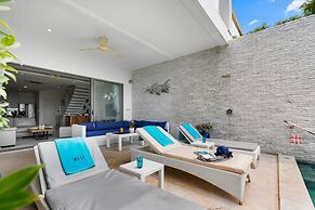 Villa Shade of Blue