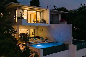 Villa Shade of Blue