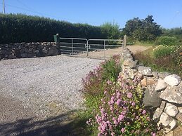 Seaside Log Cabin, Carna
