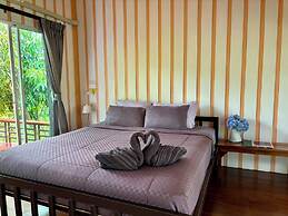 Baan Apa Erawan Resort