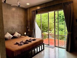 Baan Apa Erawan Resort