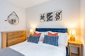 Porth Beach Villa