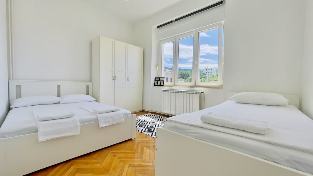 Apartment Reful