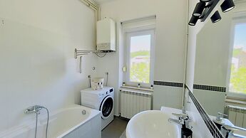 Apartment Reful