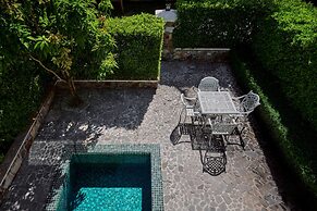 Koh Apikjun Resort by EHM